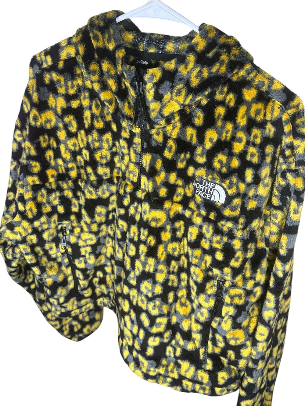 The North Face Osito Crop Hoodie Leopard Yellow Black Outdoor Cozy Gorpcore XL - Picture 4 of 12